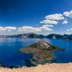 Another panorama view of the lake
